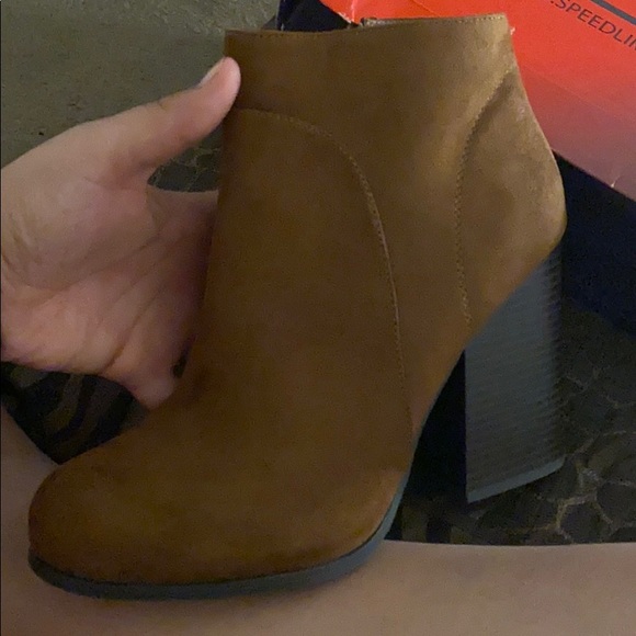 Booties - Picture 4 of 4